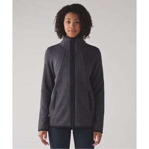 Size 8 Lululemon Athletica it’s fleecing cold Jacket in grey